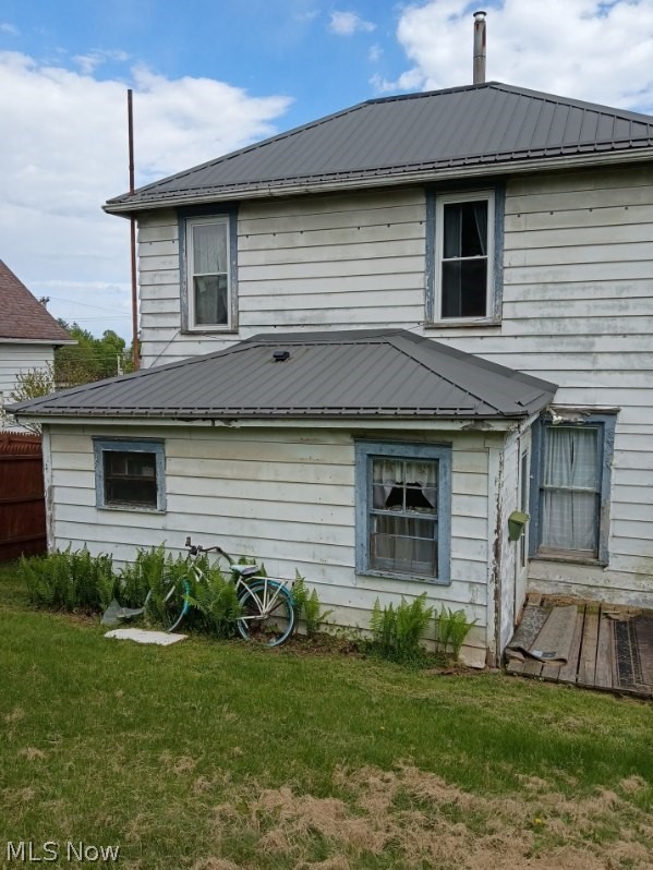 608 Mccready Avenue, Cadiz, OH - Photo 4