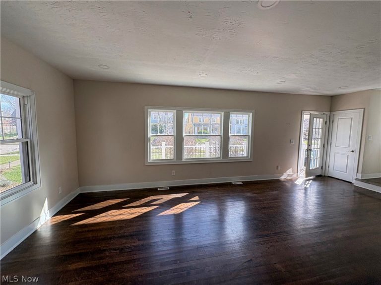 3565 Silsby Road, University Heights, OH - Photo 5