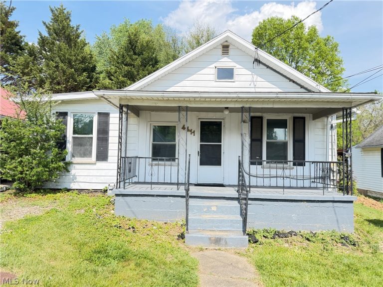 4411 17th Avenue, Parkersburg, WV, 26101
