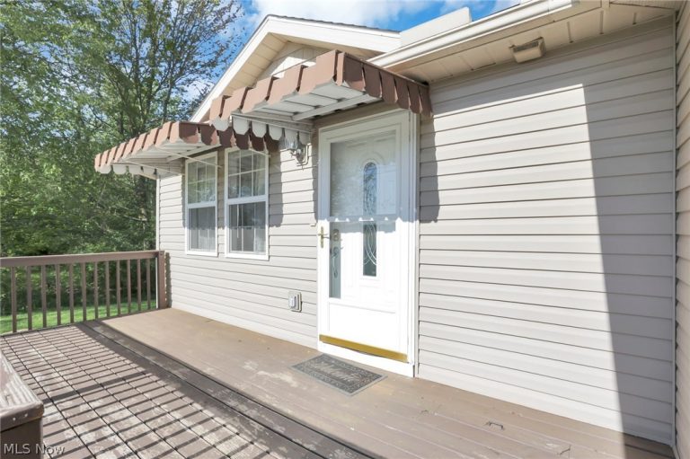 14953 King Road, Howard, OH - Photo 3