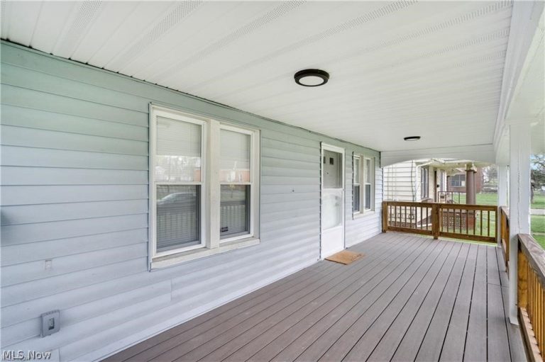 3131 Hudson Avenue, Youngstown, OH - Photo 6