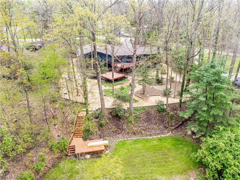 3227 Rustic Valley Drive, Medina, OH - Photo 4