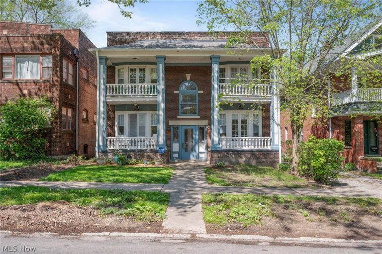 2280 Bellfield Avenue #3, Cleveland Heights, OH, 44106