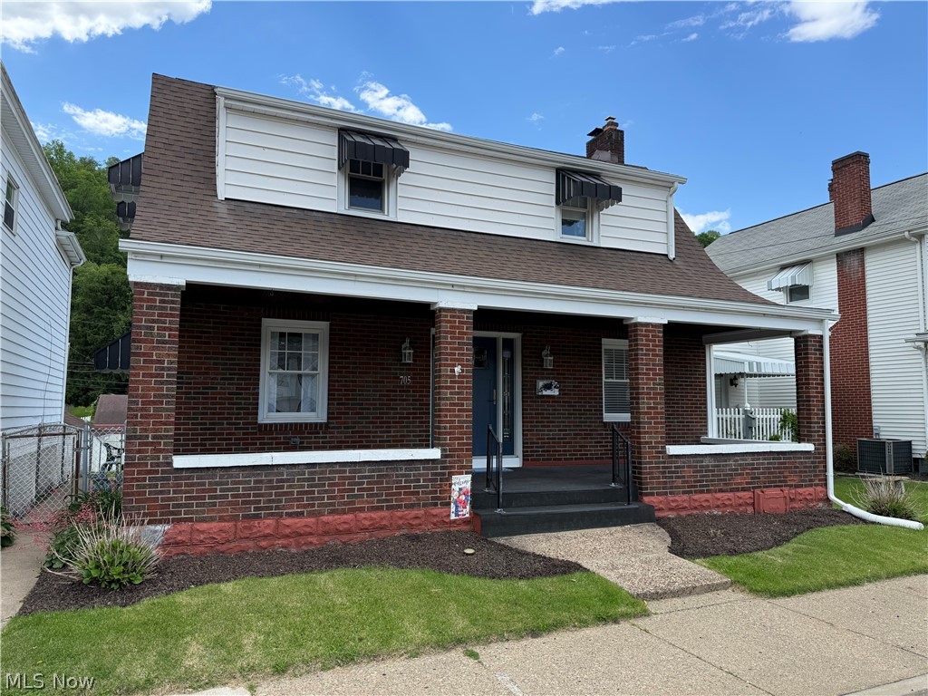 705 Market Street, Yorkville, OH