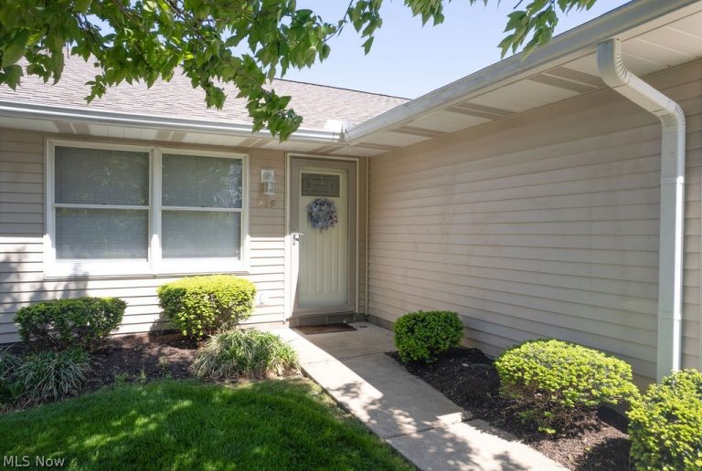 249 Heatherwood Drive, Barberton, OH - Photo 3