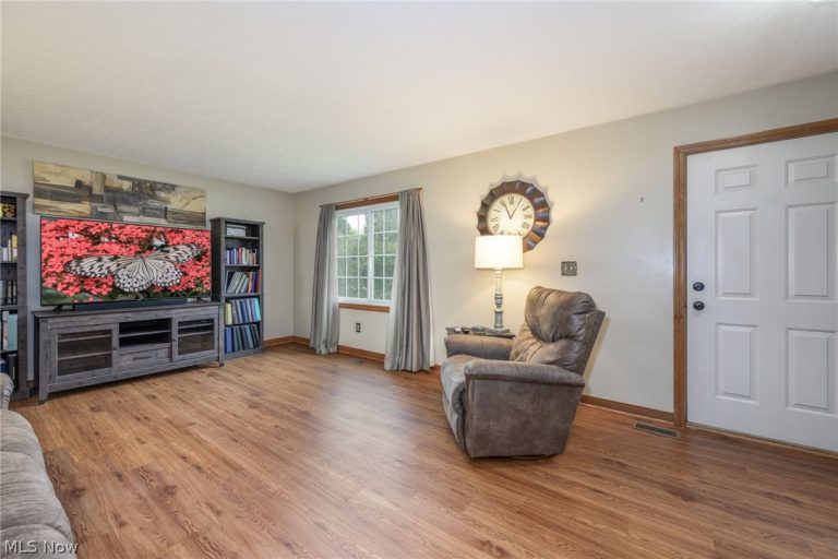 412 Lincoln Avenue, Cuyahoga Falls, OH - Photo 5