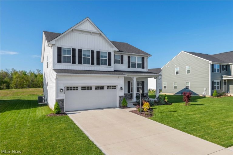 23427 Daisey Drive, Columbia Station, OH - Photo 3