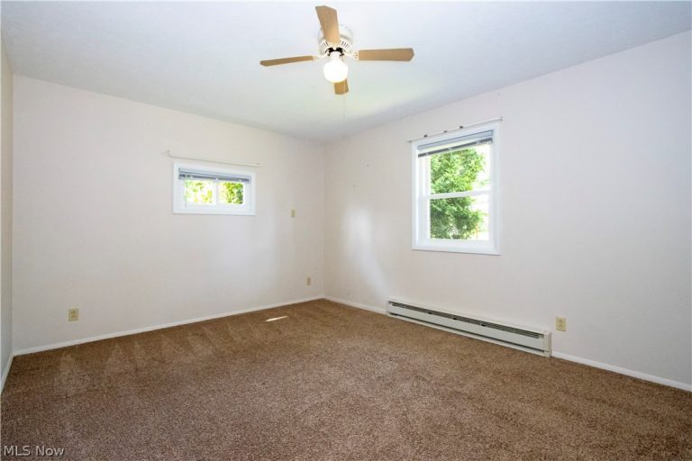 912 Jefferson Street, Orrville, OH - Photo 8