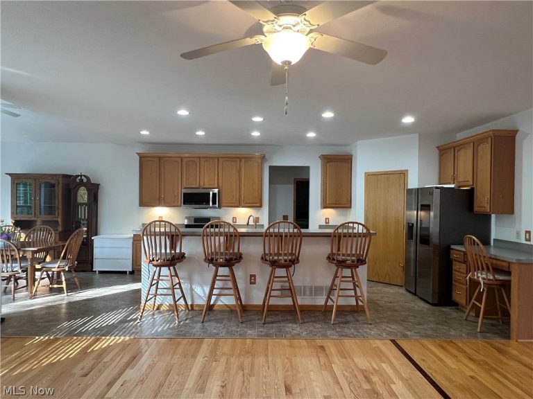 4094 Turnberry Drive, Medina, OH - Photo 8