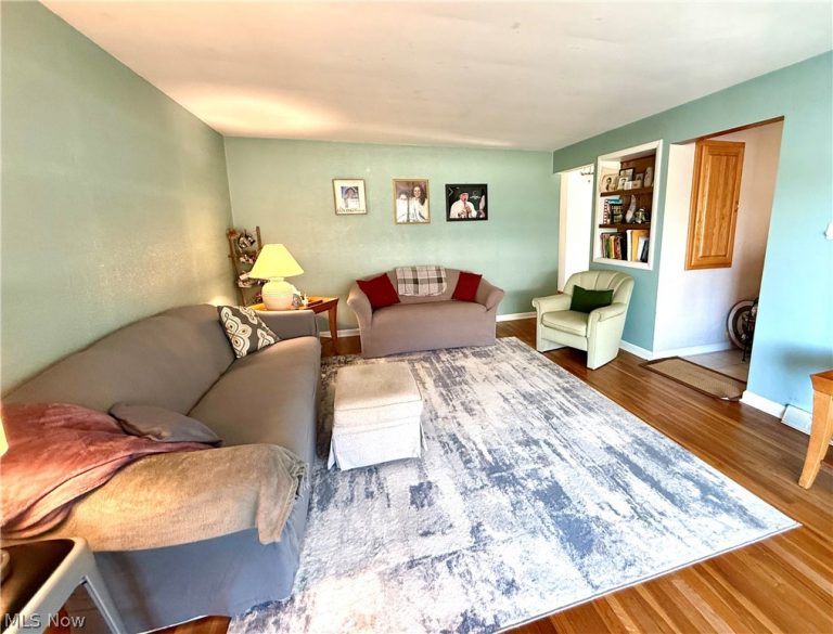 1412 Walker Road, Follansbee, WV - Photo 8