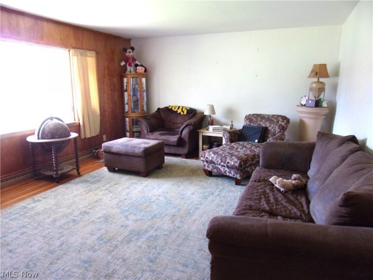 687 Catawba Avenue, Akron, OH - Photo 4