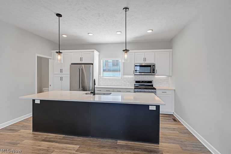 3601 Bailey Avenue, Cleveland, OH - Photo 6