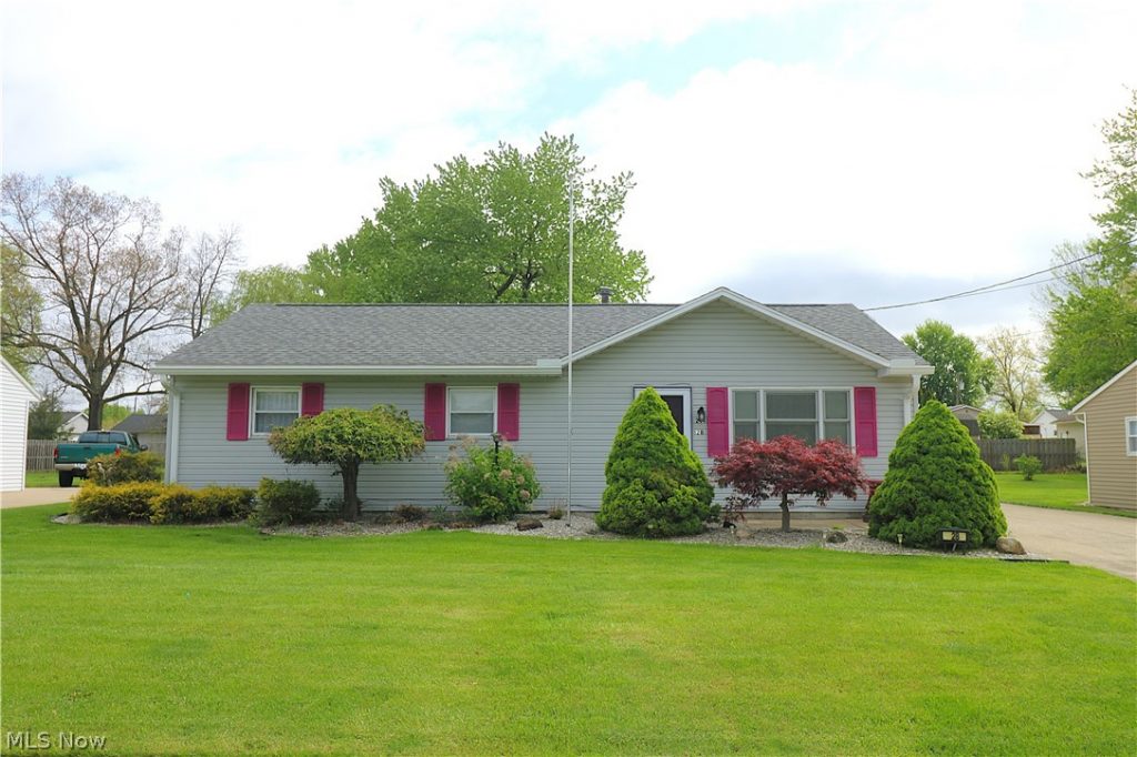 28 Valley Park Drive, Norwalk, OH