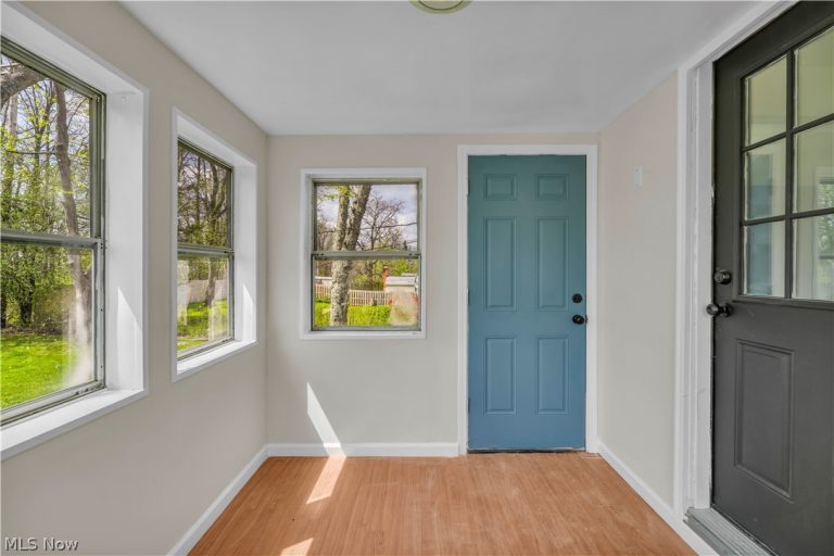 23540 Cannon Road, Bedford Heights, OH - Photo 3