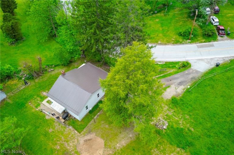 136 Wheeling Street, Cadiz, OH - Photo 6