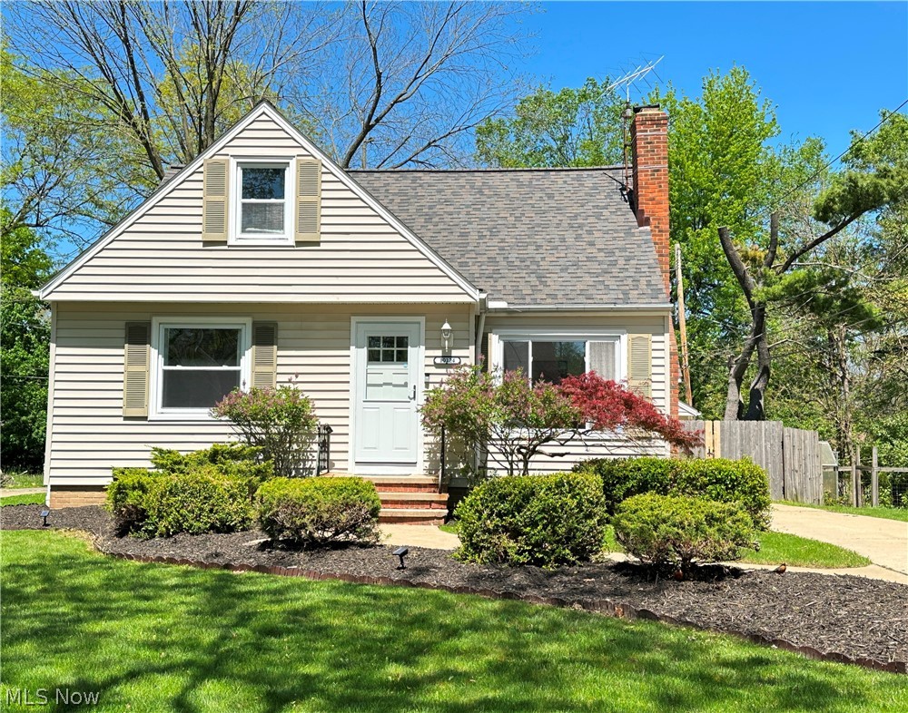 10124 Keswick Drive, Parma Heights, OH