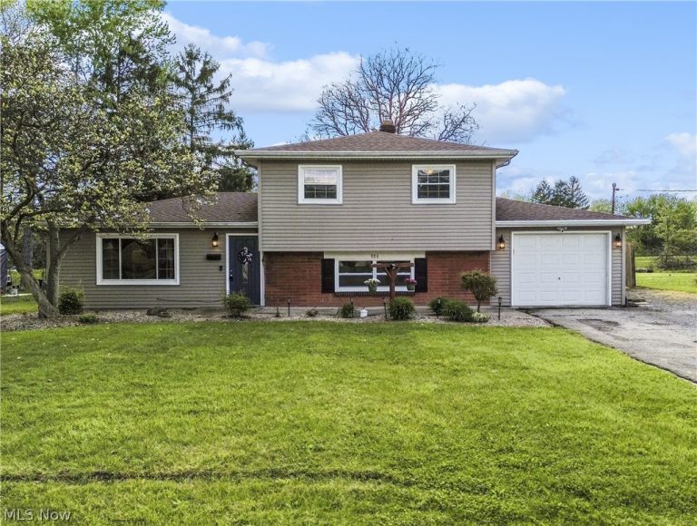 986 Keefer Road, Girard, OH, 44420