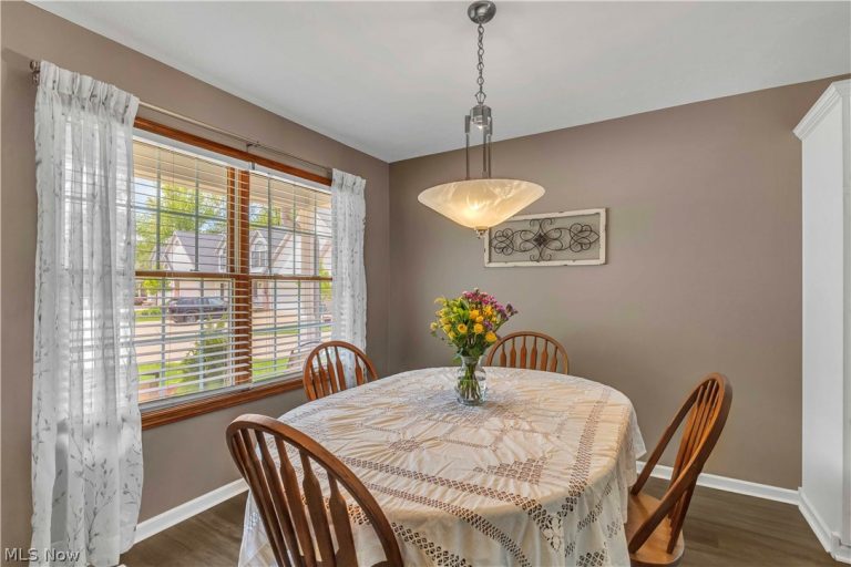 363 Northcoast Point Drive, Eastlake, OH - Photo 2
