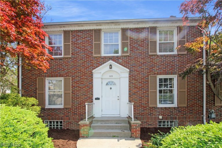 325 Jefferson Street, Port Clinton, OH - Photo 3