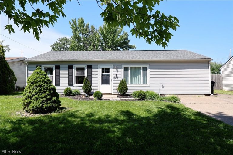 556 Keys Drive, Elyria, OH, 44035