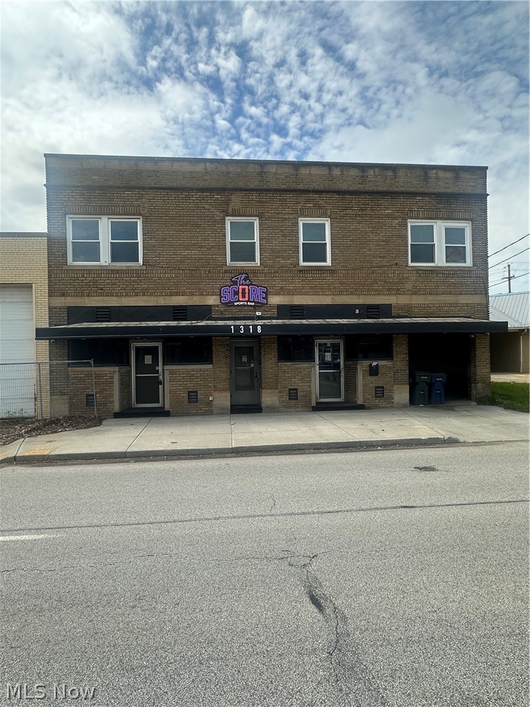 1318 Warrensville Center Road, Cleveland Heights, OH