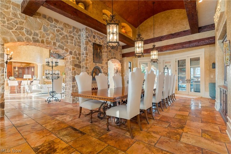 4809 Lantern Hill Circle, Canton, OH - Photo 8