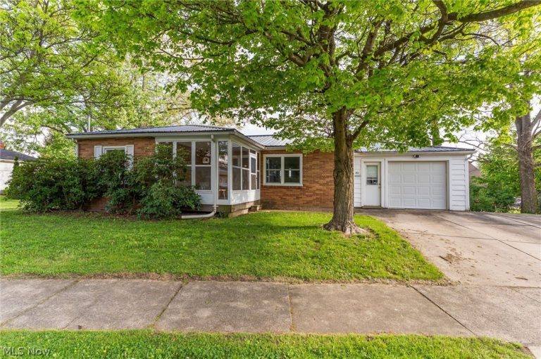 401 Wilson Avenue, Girard, OH, 44420