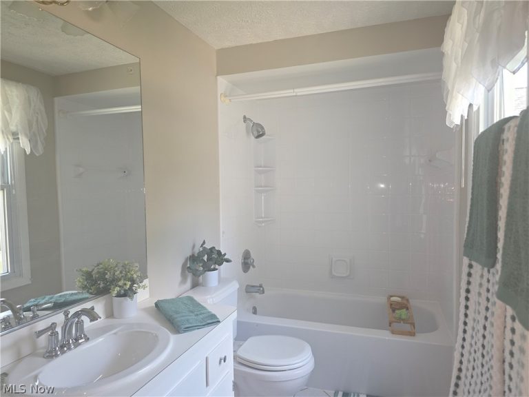 6783 Kirkwood Drive, Mentor, OH - Photo 6