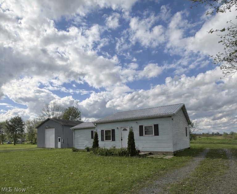 1993 Kinsman Road, North Bloomfield, OH, 44450