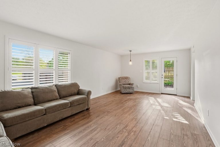 489 Streetsboro Street #A, Hudson, OH - Photo 4