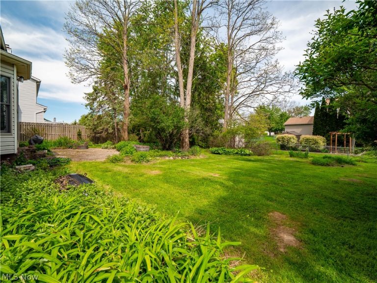 4195 Arlington Drive, Brunswick, OH - Photo 5