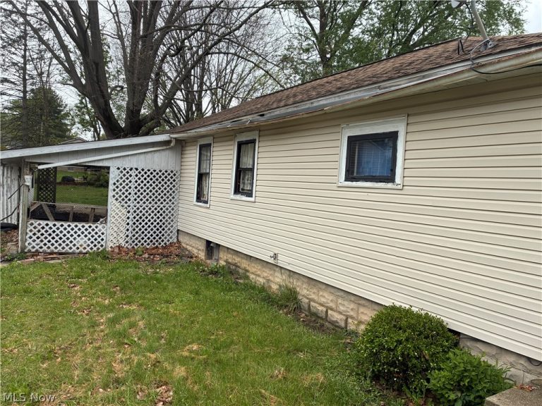 323 Harding Avenue, Massillon, OH - Photo 3