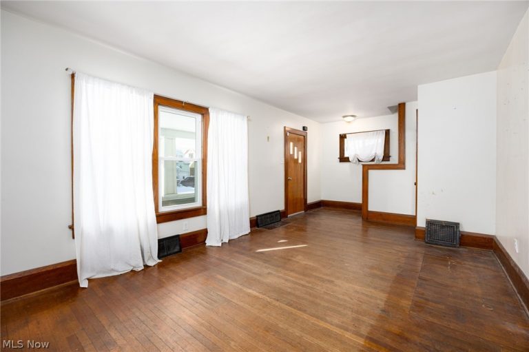 241 24th Street, Barberton, OH - Photo 8