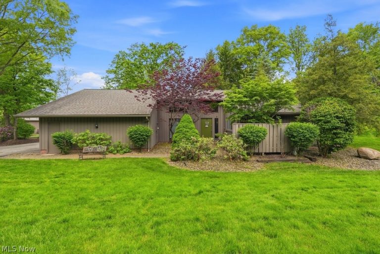 420-9 Chandler Drive, Aurora, OH, 44202