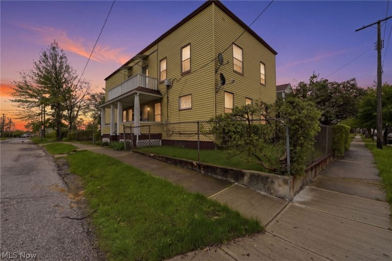 689 Midland Avenue, Cleveland, OH - Photo 4