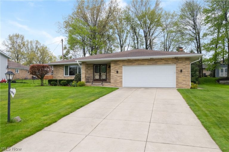 6968 Carol Drive, Independence, OH - Photo 3