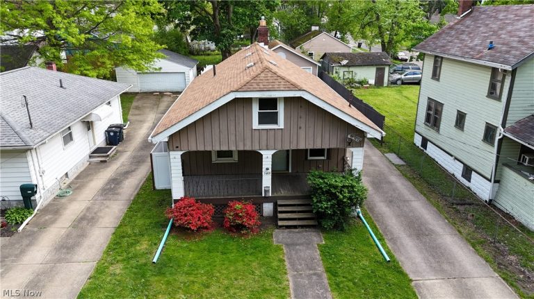 1468 Riverside Drive, Akron, OH, 44310