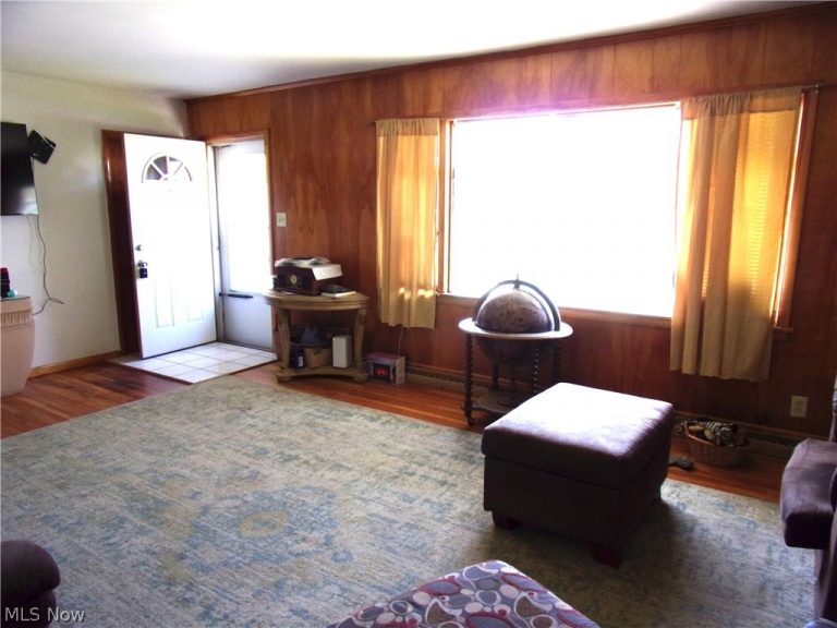 687 Catawba Avenue, Akron, OH - Photo 5