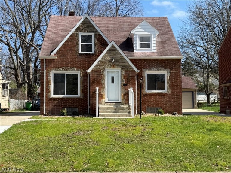 24420 Glenbrook Boulevard, Euclid, OH - Photo 2