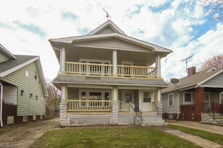 10601 Linnet Avenue, Cleveland, OH - Photo 2