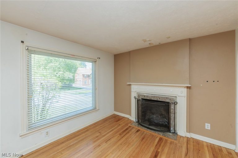 1883 Maywood Road, South Euclid, OH - Photo 4