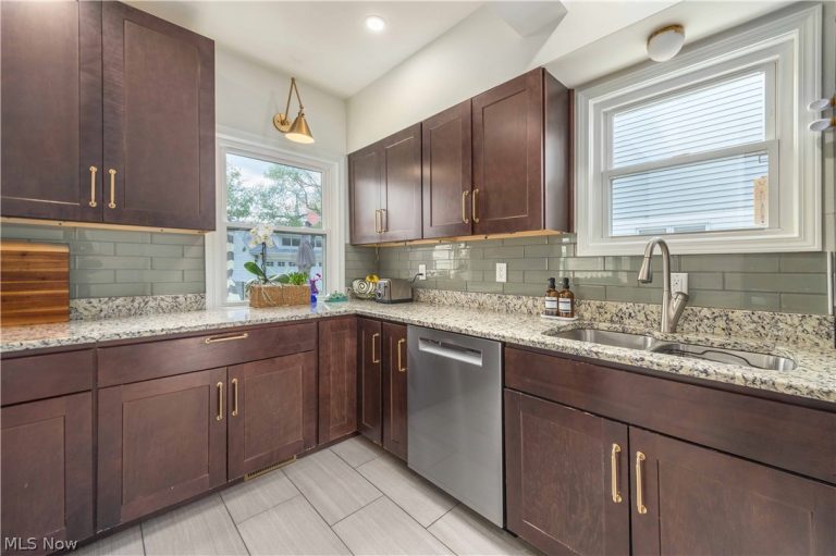 1700 Wright Avenue, Rocky River, OH - Photo 8