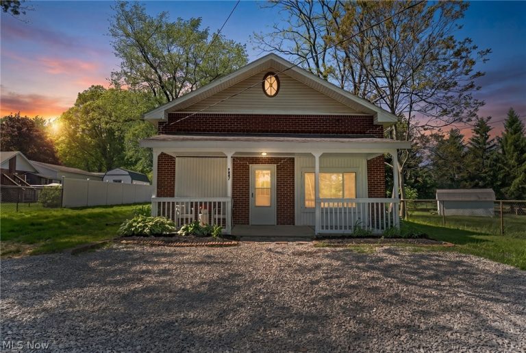 7997 Columbus Road, Louisville, OH, 44641