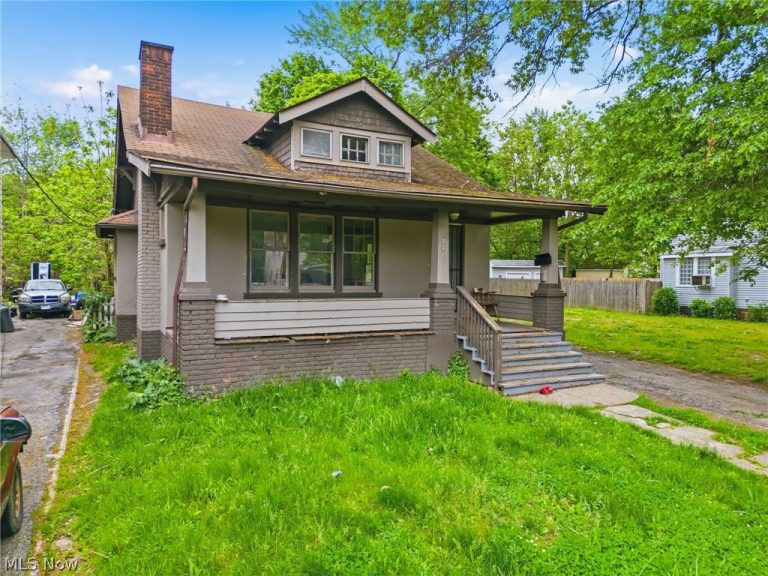 3315 142nd Street, Cleveland, OH - Photo 2