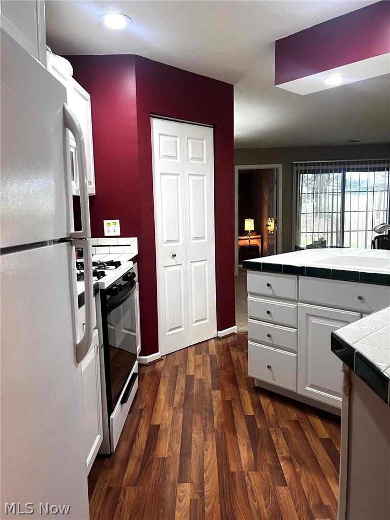 205 Aspen Court #3, Warren, OH - Photo 4
