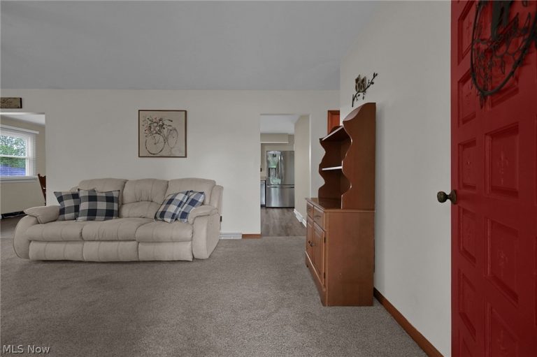 3285 Lakewood Drive, Zanesville, OH - Photo 8