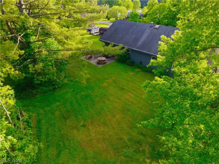 1214 Arrowhead Drive, Dellroy, OH - Photo 5
