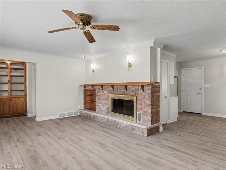 8406 Whippoorwill Road, Ravenna, OH - Photo 6