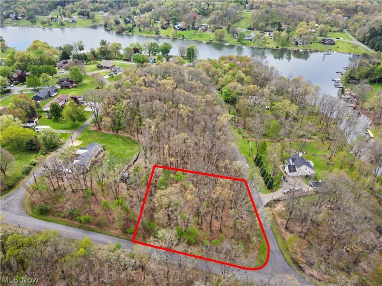 9016 & 9030 Yuma Trail, Negley, OH, 44441