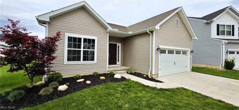 3434 Timber Trail, Uniontown, OH - Photo 2